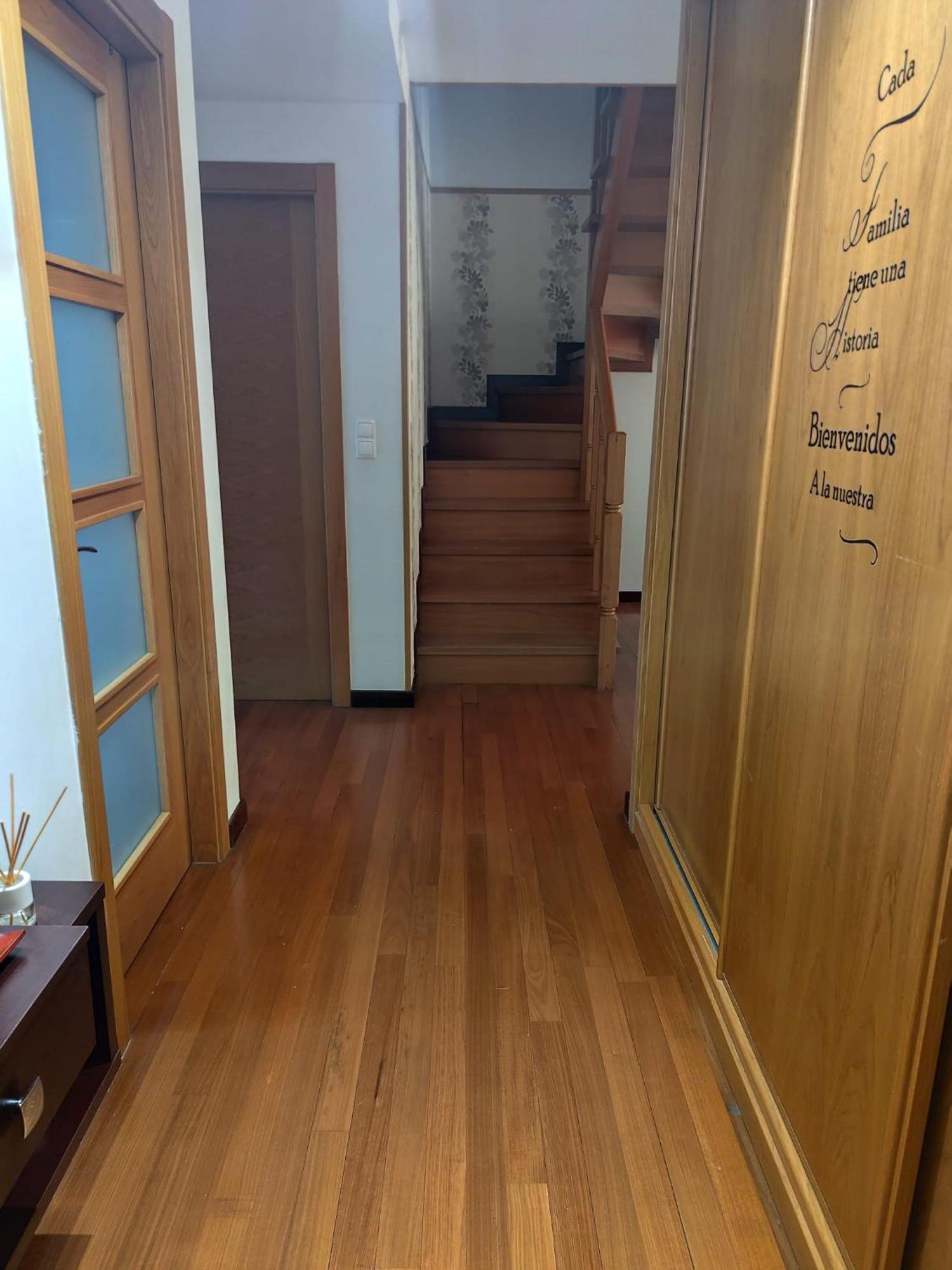 Apartment Duplex En Naron. 4 Hab. 3 Banos